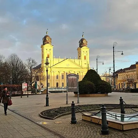 Apartment Greatforestsportandspauniversityflat Debrecen