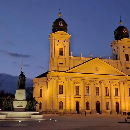 Greatforestsportandspauniversityflat