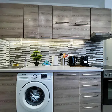 Greatforestsportandspauniversityflat