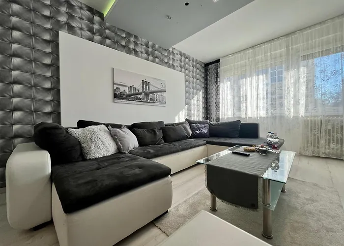 Greatforestsportandspauniversityflat
